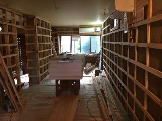 金沢市　ファミッツ　キッチンリフォーム　解体