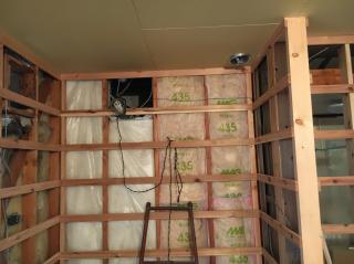 金沢市　ファミッツ　キッチンリフォーム　断熱材